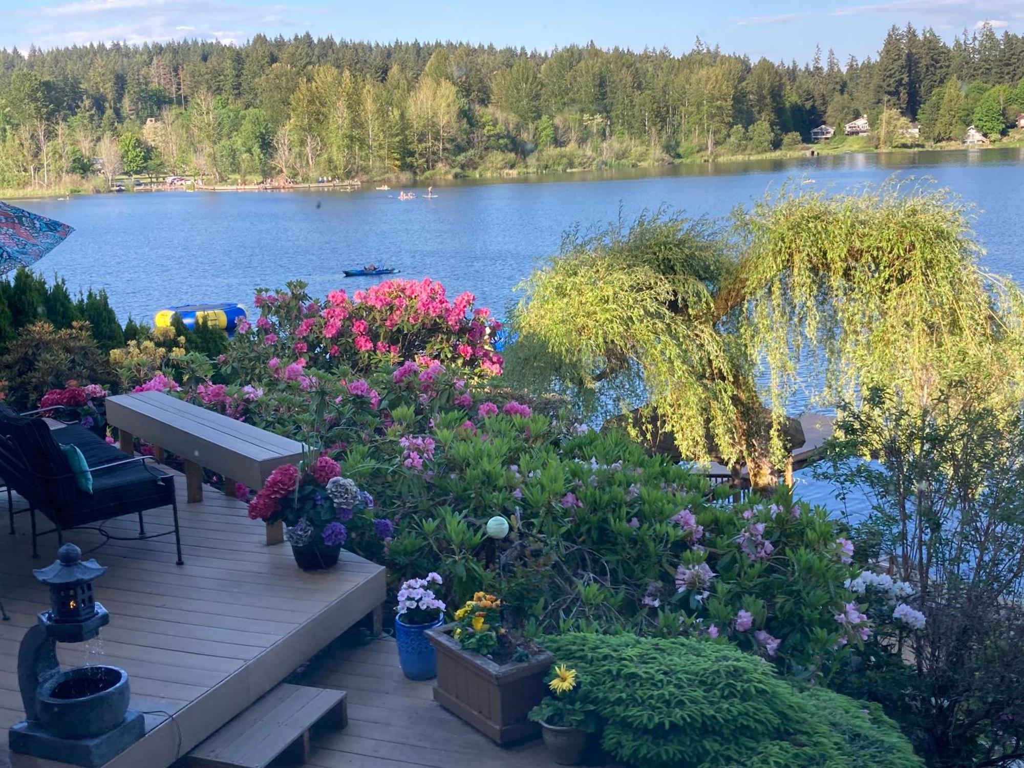 Cottage Lake Bed And Breakfast Woodinville Bagian luar foto