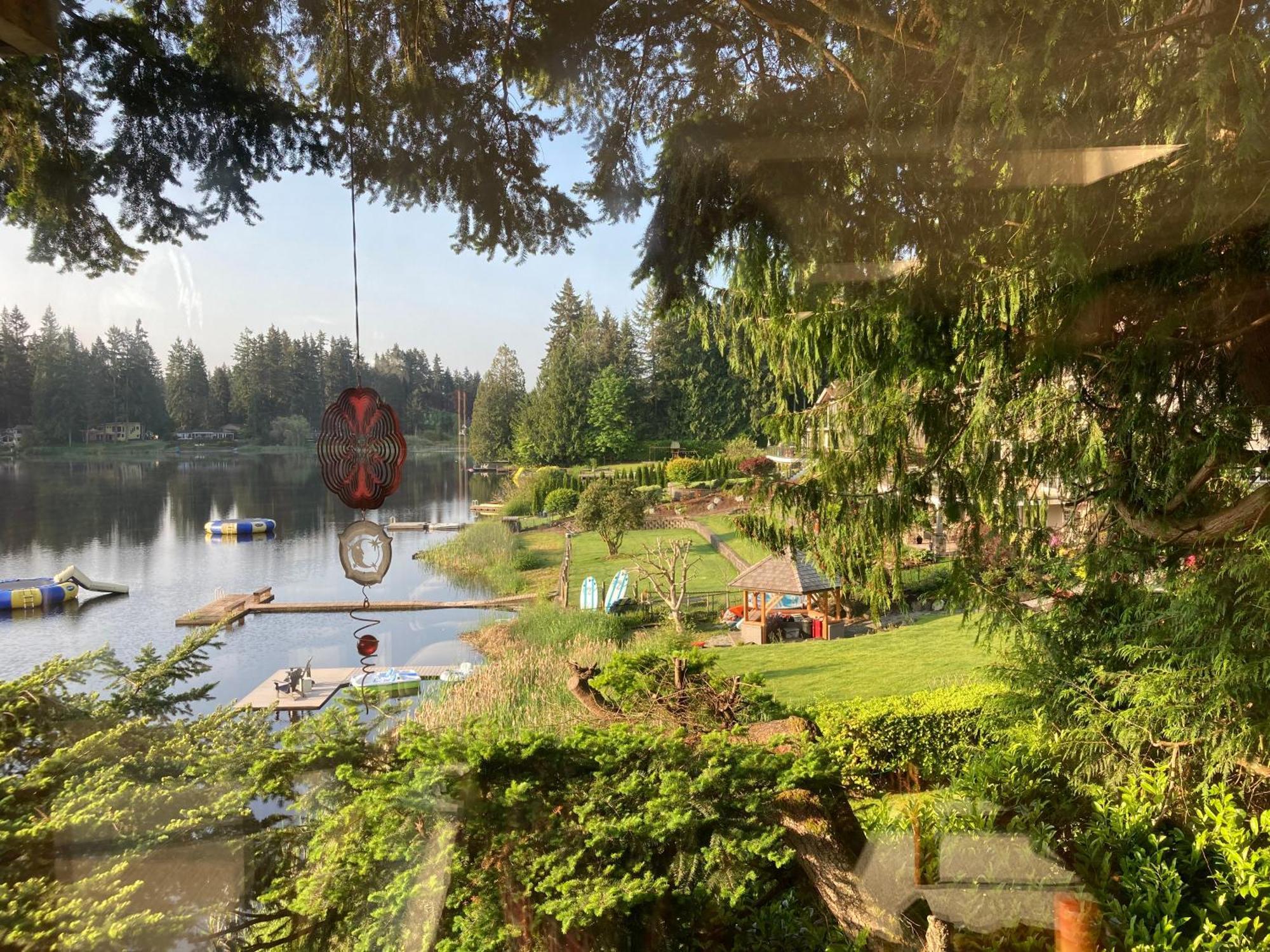 Cottage Lake Bed And Breakfast Woodinville Bagian luar foto