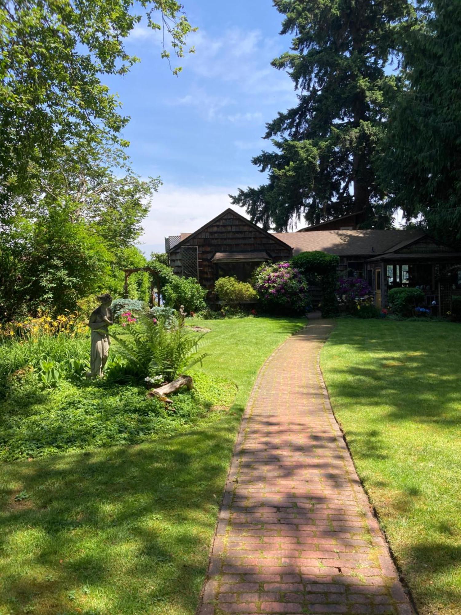Cottage Lake Bed And Breakfast Woodinville Bagian luar foto