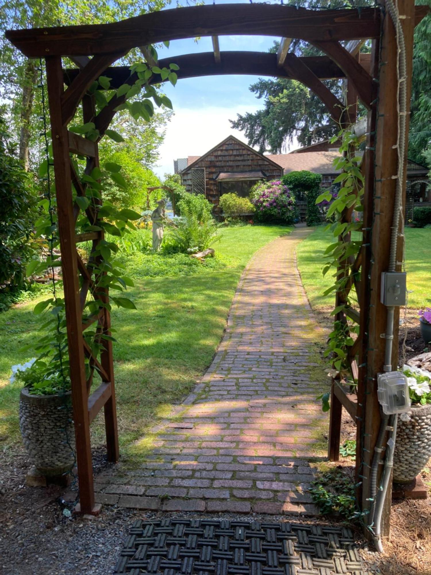 Cottage Lake Bed And Breakfast Woodinville Bagian luar foto